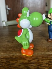 Kinder Uovo Gigante Super Mario Collection 2022 Yoshi 