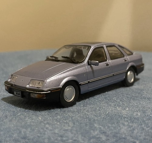 Modellino auto ford sierra - modellino,