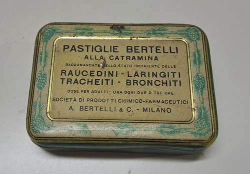 Scatola latta vecchio - in,