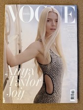 VOGUE Spain Magazine Anya