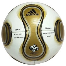 Adidas Teamgeist Berlin 2006