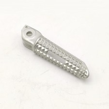 Pedana poggiapiedi anteriore