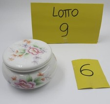 Scatola tonda in ceramica Capodimonte con coperchio