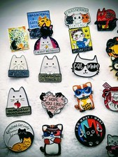 Lotto 25 pezzi spille smaltate gatto carino e impertinente divertente meme gattino spilla collezione regalo