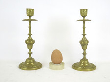 DUE CANDELIERI ANTICHI IN OTTONE EPOCA NAPOLEONE III PORTACANDELA DORATO LN9