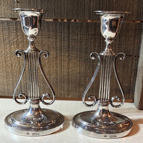 Antico candelabro vittoriano