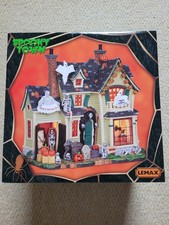 Lemax Spooky Town Village