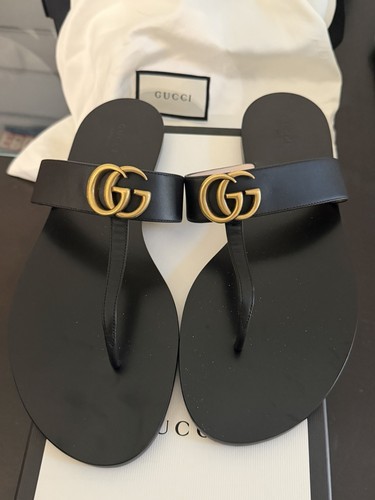 Gucci sandali infradito neri