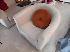 poltrona n 2 tenute molto bene