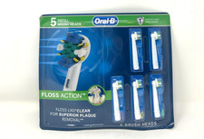 Oral-B FlossAction Spazzolino