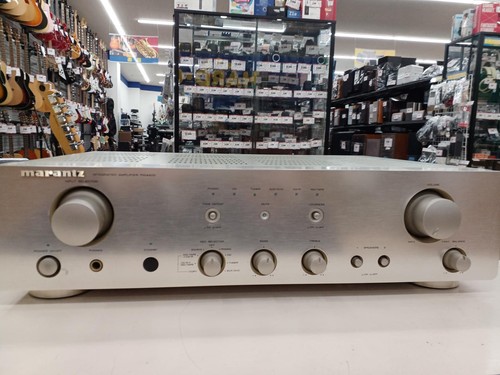 Amplificatore stereo integrato