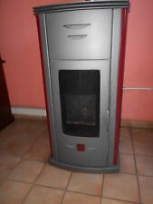 Stufa a pellet 25 kw marca: MONTEGRAPPA, modello 15000 Power 25