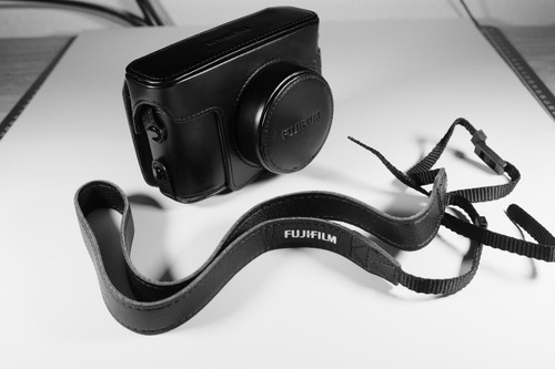 Fuji x100 body grip - x100,