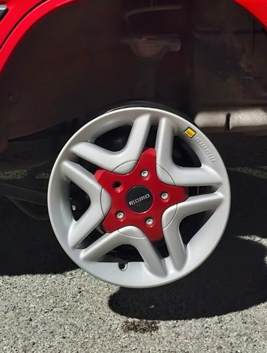 Momo ferrari engineering - ferrari,