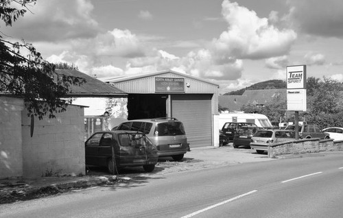 Photo 6x4 garage - 6x4, road