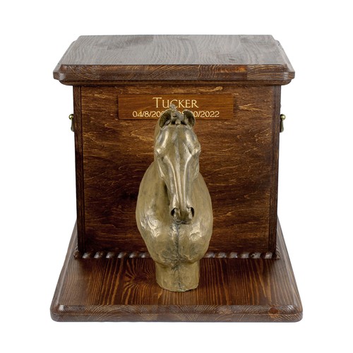 Cavallo hannoveriano grande