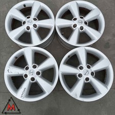 Set 4 cerchi lega Nissan Qashqai Mk1 2006-14 6,5JX17 5X114,3 ET40 usati (82329)
