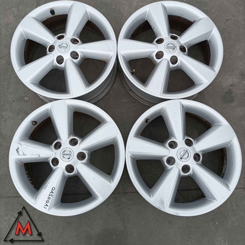 Set cerchi lega - lega, nissan