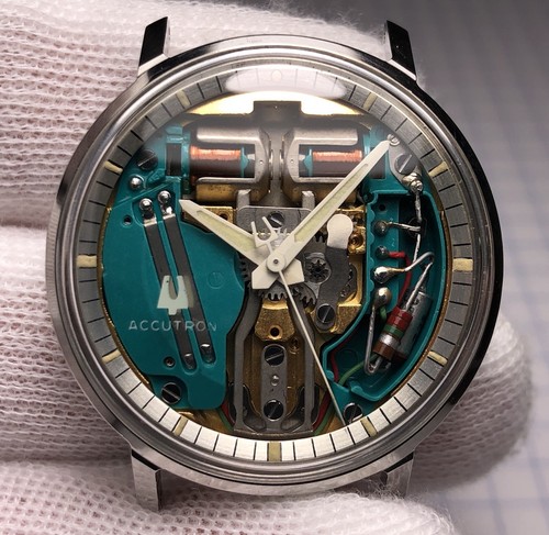 Vintage 1970 bulova - vintage, accutron