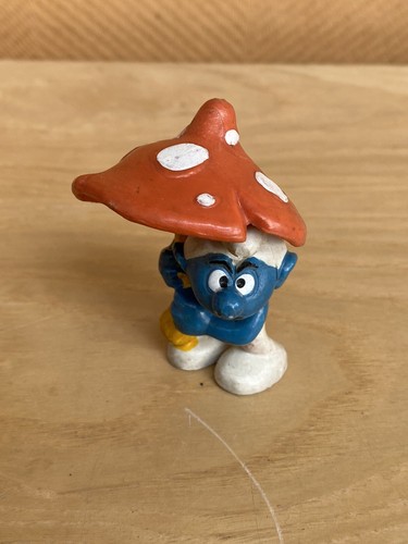 Puffo con ombrello - fungo,