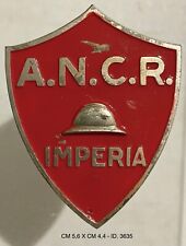 IMPERIA DISTINTIVO ASSOCIAZIONE NAZIONALE COMBATTENTI E REDUCI Ia G.M. 1915.1918