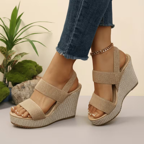 Sandali con zeppa - ,, alla