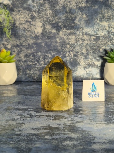 Point green gold crystal - point,