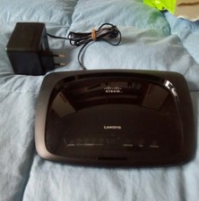 Linksys Cisco Modem Router  wireless-N ADSL2+ 4 porte RJ45 model. WAG120N