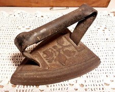 Ferro da stiro Antico i n