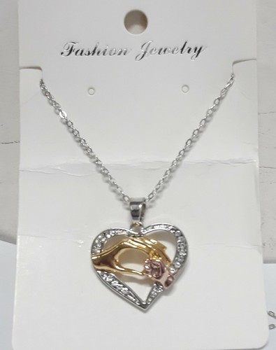 Collana silver con ciondolo - in,