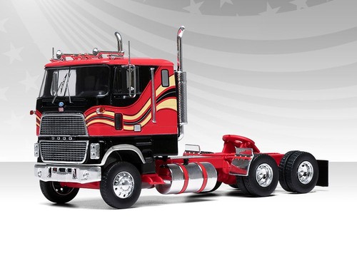 Ford 9000 rouge 1976 - ford, 1/43