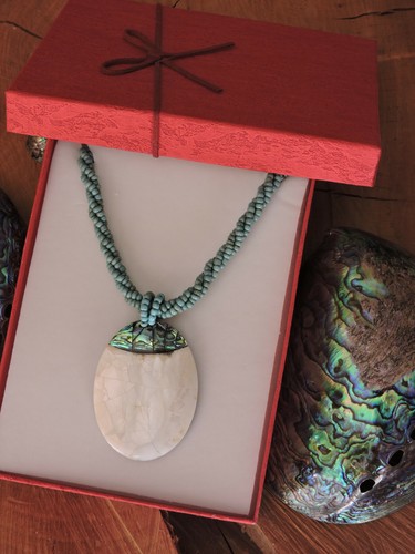 Collana con ciondolo - collana,