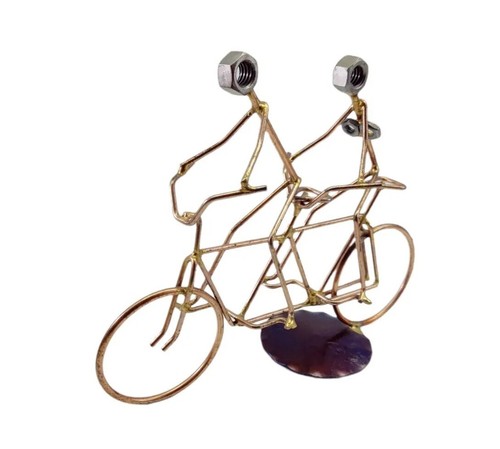 Tandem bike statuina - bike,