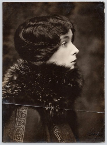 Foto miss pamela fitzgerald - pamela,
