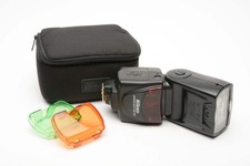 Nikon SB-700 Speedlight flash