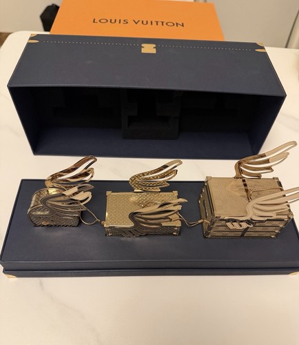 Louis vuitton limited edition - louis,