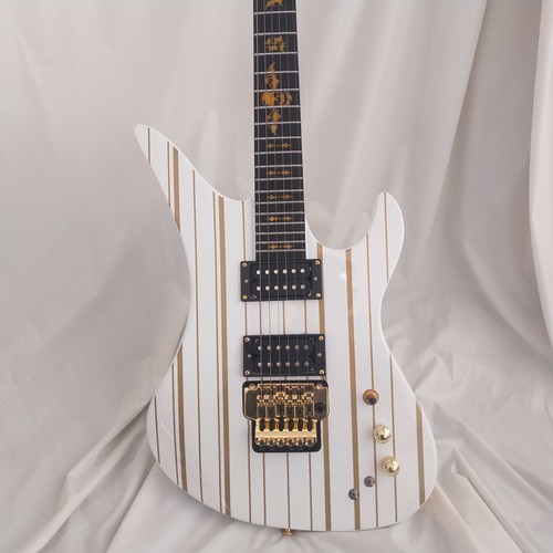 Synyster gates golden lines - gates,