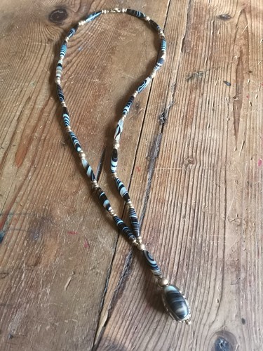 Long natural striped agate - long,