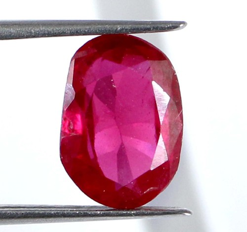 Tormalina rosa naturale