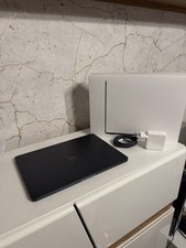 Apple MacBook Air 13 pollici