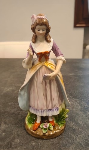 Statuina dama porcellana - statuina,