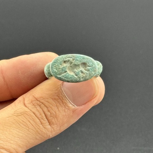 Autentico anello romano antico