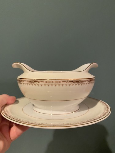 Vintage thun gravy - gravy, boat