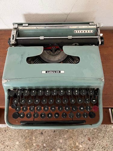 Macchina scrivere olivetti - da,