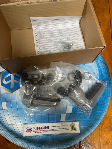 Kit pedane passeggero - , aprilia
