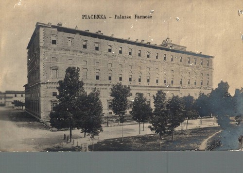 Piacenza palazzo farnese - palazzo, f