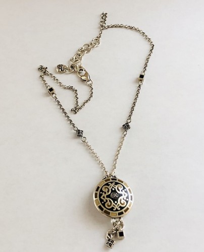 Collana con nappa placcata