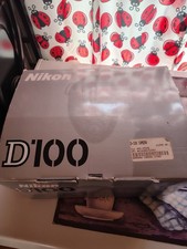 Nikon D100 6,1 megapixel
