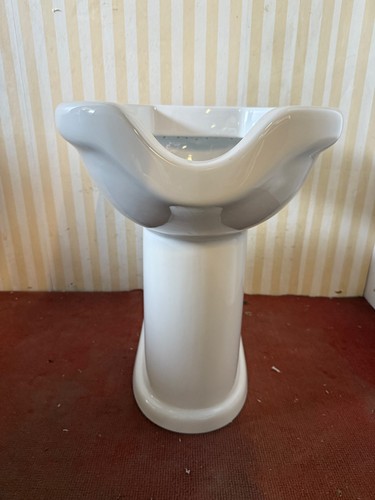 Disabili apertura frontale - wc,