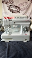 Vintage Singer Tiny Tailor